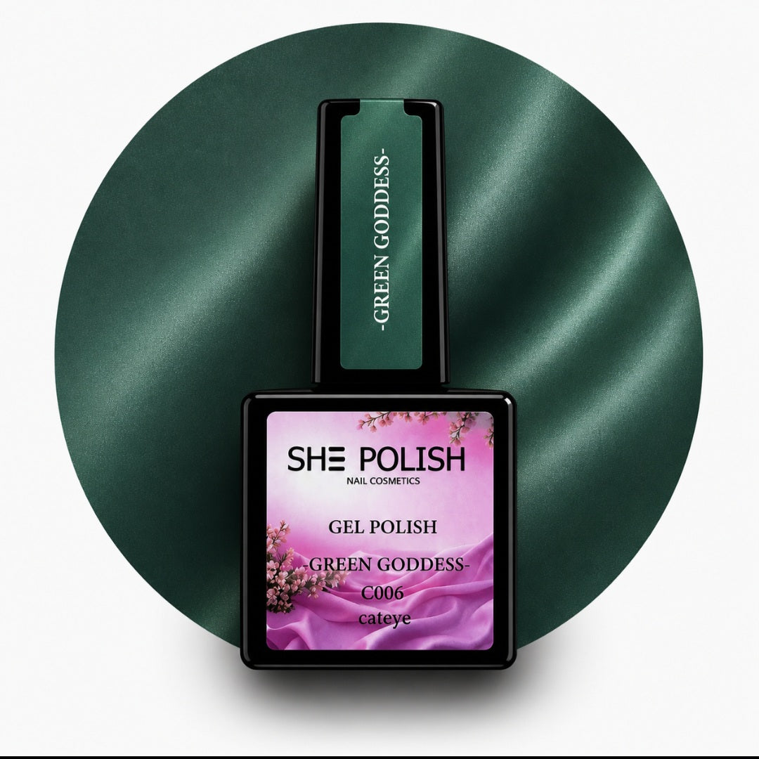 Gelpolish green goddest  cateye